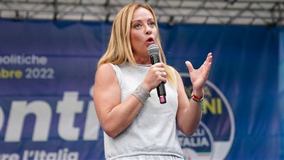 رئيسة وزراء إيطاليا وابنتها تتعرضان لتهديدات بالقتل