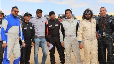 بمشاركة 20 فريقًا.. انطلاق بطولة مصر للراليات الصحراوية في الجونة