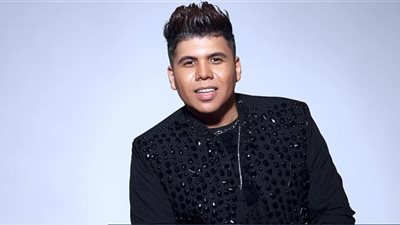 لماذا تم إيقاف عمر كمال عن الغناء؟ اعرفي التفاصيل