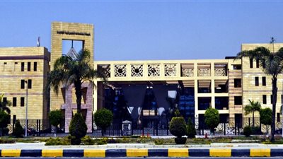 في ثلاث مدن جديدة.. وزارة الإسكان تطرح وحدات إدارية وصيدليات للبيع بالمزاد