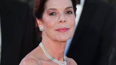 كارولين أميرة موناكو تحضر عرض «كوكو شانيل» في السنغال| صور