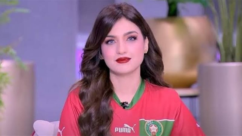 ياسمين عز