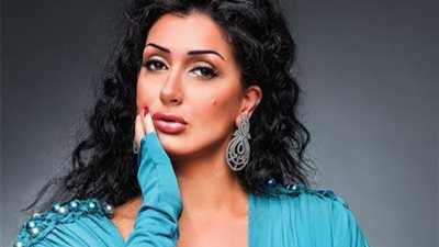 غادة عبد الرازق بالميني جيب في أحدث جلسة تصوير بعد الانفصال