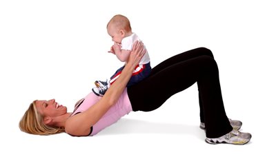 تمارين تساعد على استعادة رشاقتك بعد الولادة