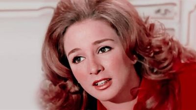 سر رفض نجلاء فتحي فيلم «أبي فوق الشجرة»