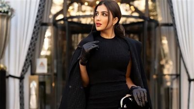 «نشرة هير فاشون».. مي عمر بالأسود ولقاء الخميسي بالكاجوال ومايان السيد بالجريء