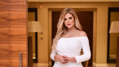 رانيا التومي تحتفل بزفافها بالتاج الذهبي (صور وفيديو)