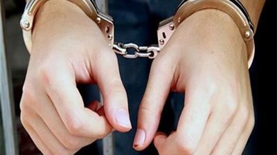 الداخلية تضبط سيدة وشخصين يبيعوا المخدرات على «مركب الكيف» في البدرشين 