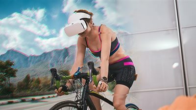 دراسة حديثة: ارتداء نظارة الواقع الافتراضي «VR» قد تغنيكِ عن الذهاب إلى الجيم