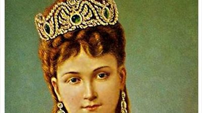 « الأميرة فاطمة إسماعيل»  تبرعت بجزء من ممتلكاتها ومجوهراتها لبناء جامعة القاهرة