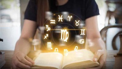 حظك اليوم توقعات الأبراج الأحد 1 يناير 2023