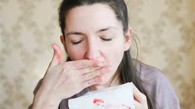  لكل سيدة: تفسير حلم خروج الدم من الفم في المنام يختلف حسب كميته