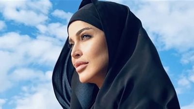 «نشرة السوشيال»  حجاب جومانا مراد وبورتريه نبيلة عبيد وتهنئة يسرا