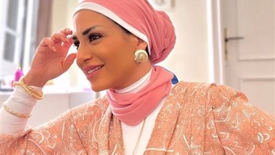 «نشرة السوشيال» حجاب منة فضالي ومسلسل مي سليم الجديد وتهنئة نجلاء بدر للأقباط
