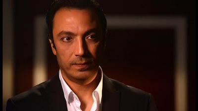 الفنان طارق لطفي يعلن موعد ومكان عزاء والدته الراحلة