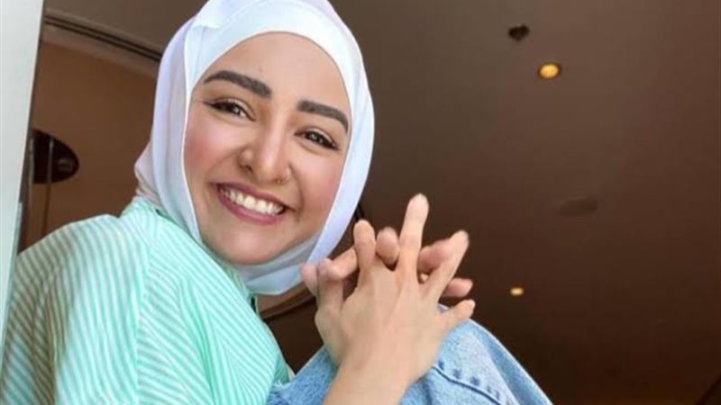 هلا رشدي