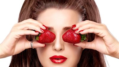 3 وصفات لماسك الفراولة على الوجه «إليك الفوائد والأضرار»