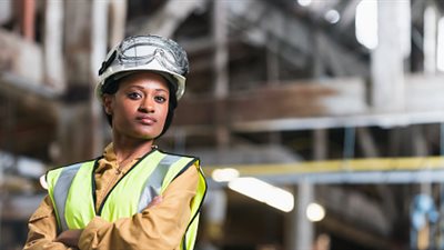 أبرزها «التعدين في الصين» 7 قوانين متحيزة تمنع النساء من هذه الوظائف