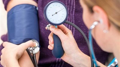 «القاتل الصامت» جهاز جديد يكتشف ارتفاع ضغط الدم في دقائق