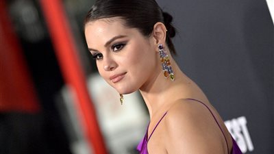 سيلينا غوميز تقع في غرام هذا المطرب