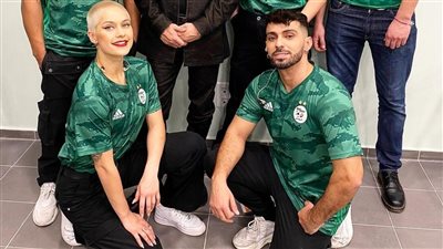 «ممثلة إباحية» تثير الجدل في بطولة أمم أفريقيا للمحليين (صور)