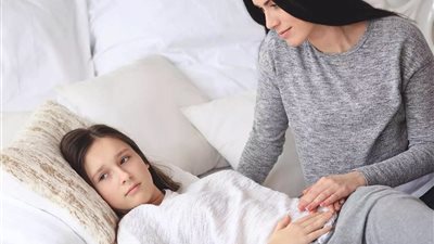 حكم الدم الخارج ممن اضطرت لاستئصال رحمها؟ «الإفتاء» تجيب