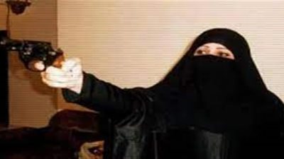 «في المنيا» قتلت جارتها بالخطأ وتسمم أسرة بالكامل