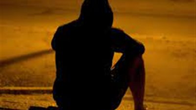 «الوفاء القاتل» زوج يلحق بزوجته بعد ساعتين من وفاتها