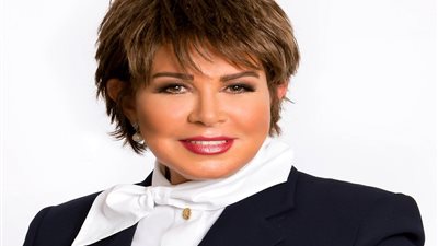 نجوى إبراهيم أيقونة الإعلام ومحبوبة الجماهير