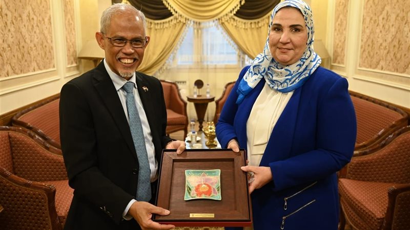 نيفين القباج وزيرة