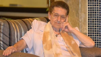 «ليلى نصير» تزوجت الفن فأصبحت رائدة التشكيل السوري