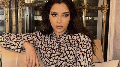 «نشرة هير فاشون» | بلقيس بالكاجوال ولطيفة بالأبيض وميس حمدان بالكلاسيكي