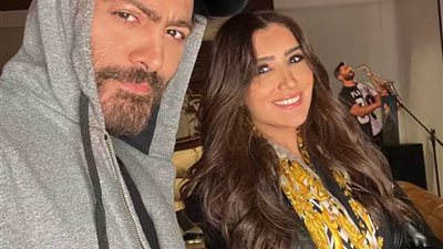 مي عمر توجه رسالة خاصة إلى تامر حسني بسبب «تاج» (صور)