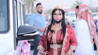 محكمة عراقية توقف البلوجر «الشيخة أم فهد» بسبب المحتوى السيئ