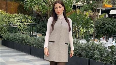 «نشرة هير فاشون» نسرين طافش بالكاجوال وركين سعد بالأسود ورندا البحيري بالكلاسيكي