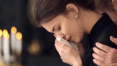 تفسير حلم العزاء ولبس الأسود يحمل البشرى في هذه الحالة