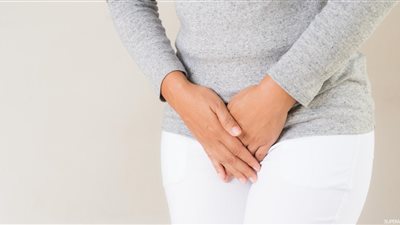 إفرازات المهبل الرمادية دليل على مشكلة صحية «تعرفي عليها»