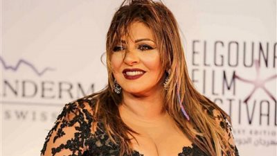 هالة صدقي تكشف أسباب رفض عمل أولادها بالفن «المسرح محتاج كونترول»