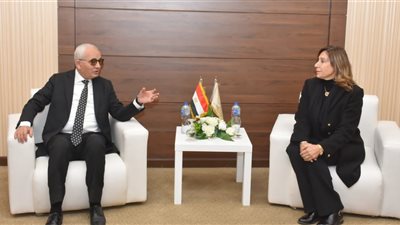 نيفين الكيلاني: إذاعة أفلام الرسوم المتحركة على قنوات مدرستنا