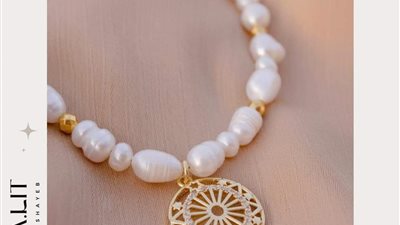 «آيه الشايب» قصة نجاح مهندسة في تصميم أكسسوارات من الأحجار الكريمة