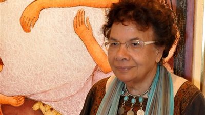 زينب السجيني فنانة جسدت مشاعر وأحاسيس المرأة على لوحاتها