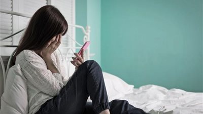 «القومي للمرأة» يقدم روشتة التعامل مع الابتزاز الإلكتروني