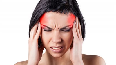 كيف تتخلصين من الصداع الشديد في دقائق دون أدوية