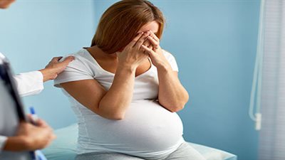 «يصيب 7% من النساء» 8 نصائح لعلاج اكتئاب الحمل (فيديو)