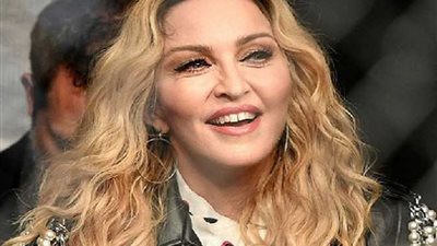 مادونا في إطلالة جديدة بعد صدمة جمهورها من صورها