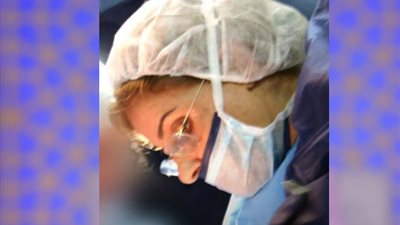 ألفت السباعي أول طبيبة ترأس قسم الجراحة في جامعة مصرية