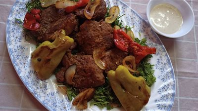 تعرفي على طريقة عمل اللحمة للأفراح والمناسبات