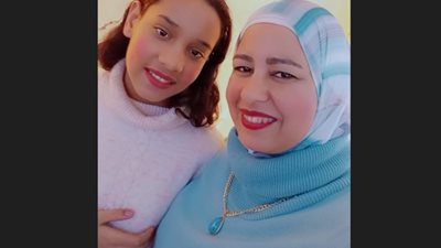 «هير نيوز» تنشر قصص ستات بـ100 ست «المرأة المعيلة».. كفاح حنان من أجل أبنائها الستة