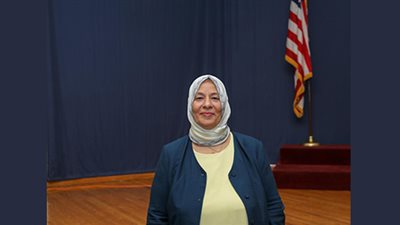 رضا شكري شخصية مؤثرة كرّست حياتها لدعم النساء ضحايا العنف