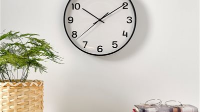 تفسير حلم شراء ساعة حائط في المنام وعلاقته بعودة حقوقك